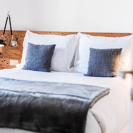 Apartament Flora Chiado *