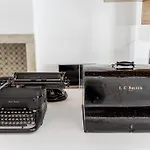 Flora Chiado Апартаменты Лиссабон