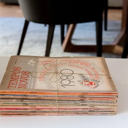 Flora Chiado Апартаменти *