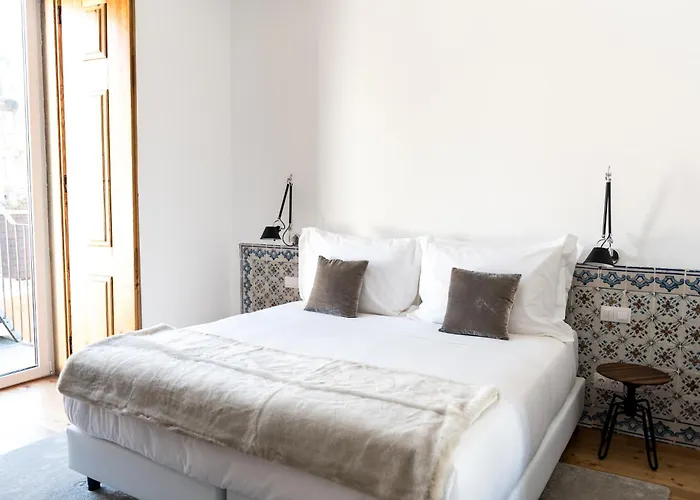 فلورا تشيادو شقة