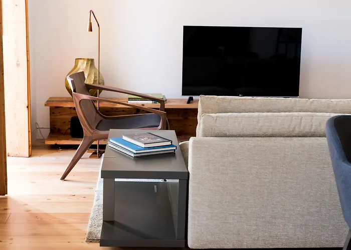 شقة فلورا تشيادو *