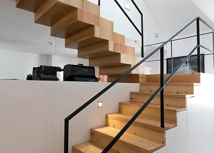 플로라 시아두 아파트먼트 *