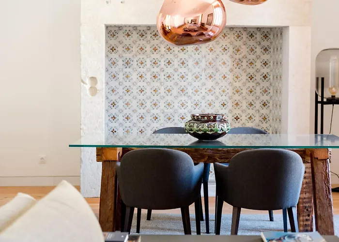 فلورا تشيادو شقة