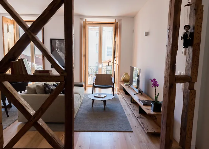 فلورا تشيادو شقة *