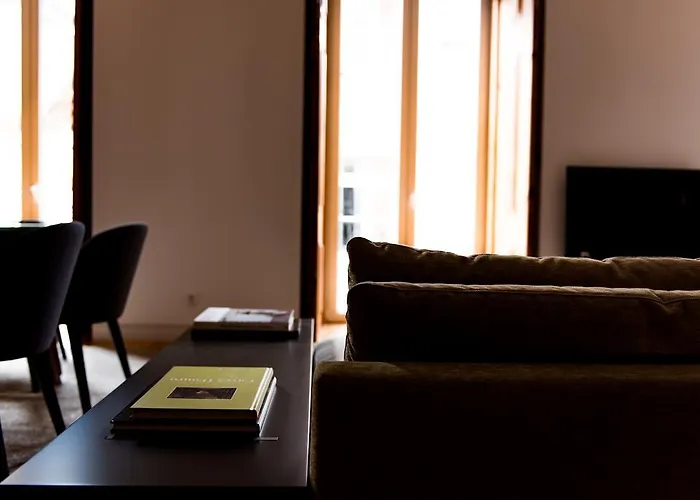 플로라 시아두 아파트먼트 * 리스본