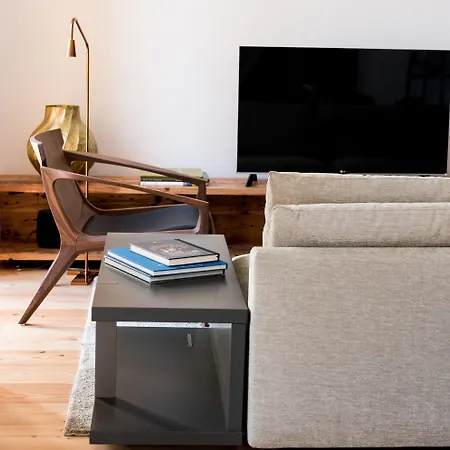 Διαμέρισμα Flora Chiado *