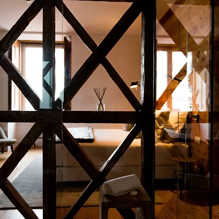 Flora Chiado Διαμέρισμα *